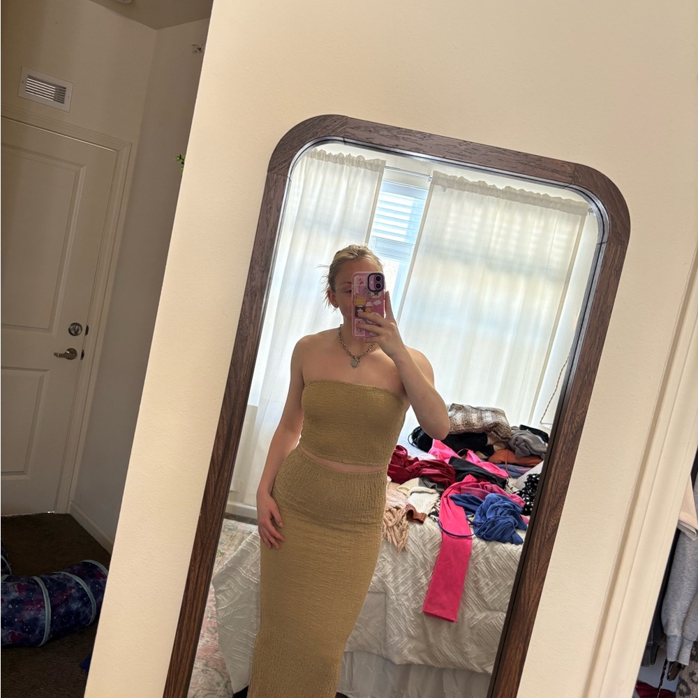 Elegant Strapless Set